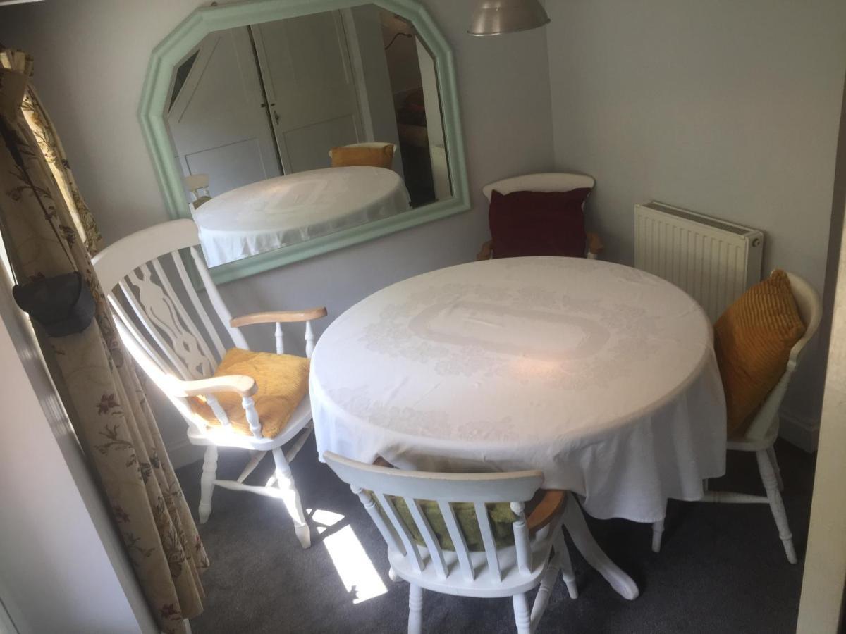 Cricketers Cottage B&B West Malling Exteriör bild