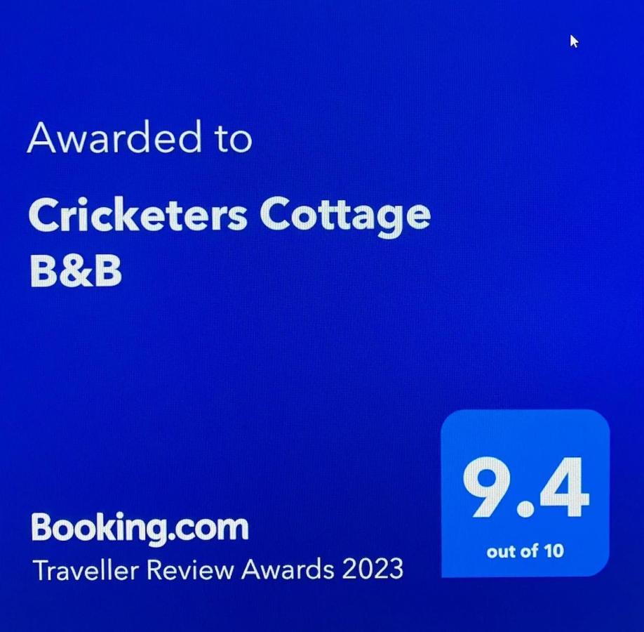 Cricketers Cottage B&B West Malling Exteriör bild
